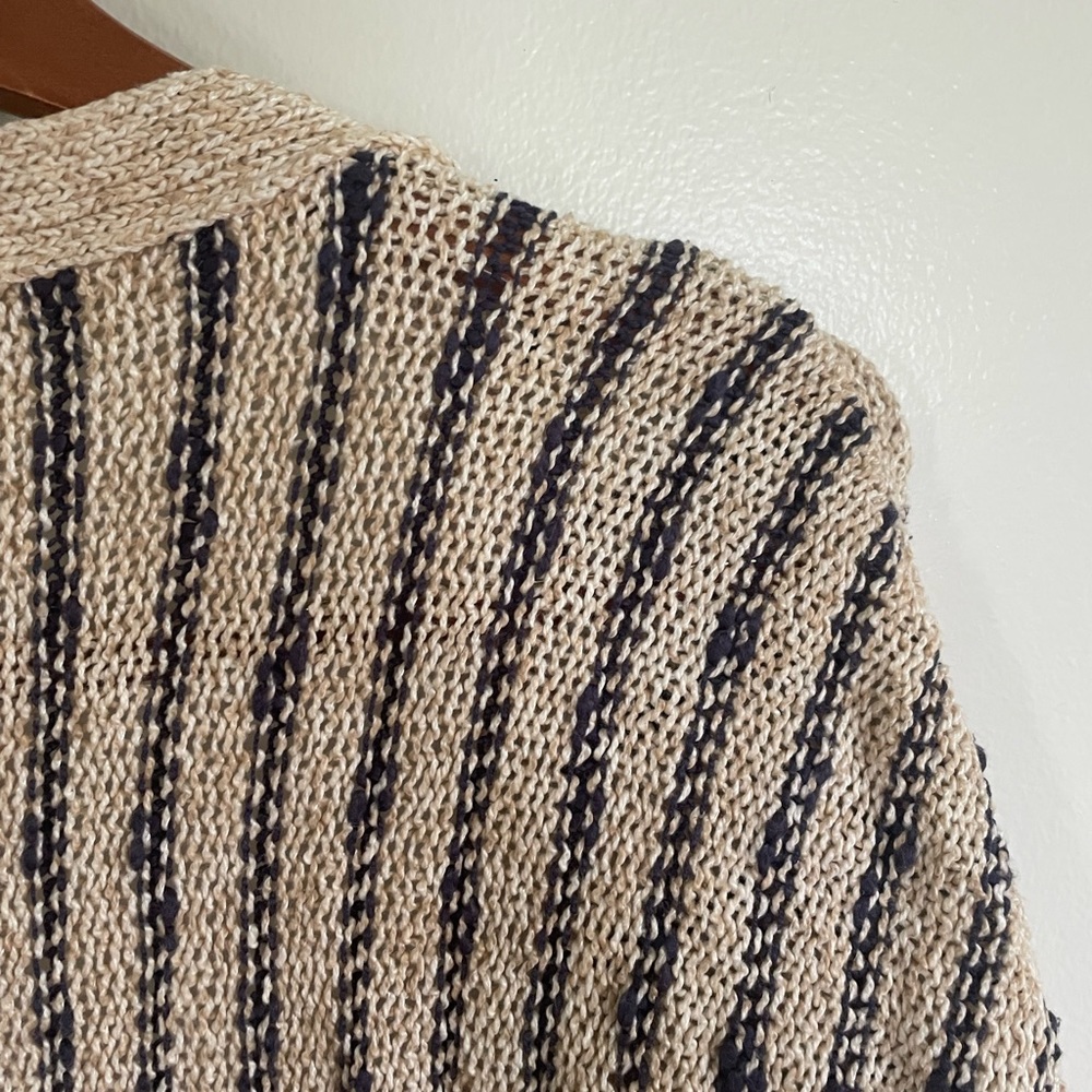 Free People Sweater - Picture 9 of 9